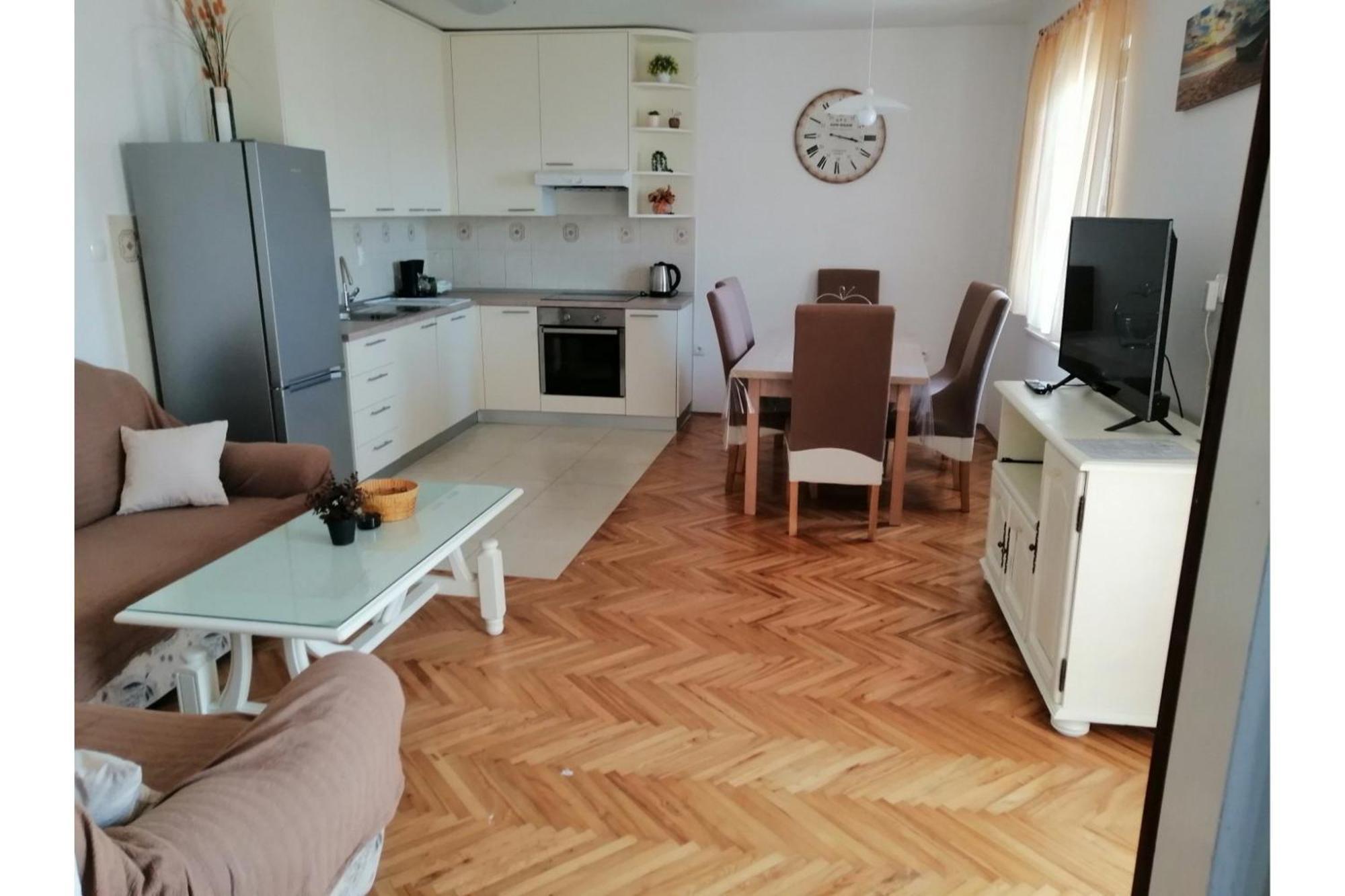 Apartments Njaco Razanac Bagian luar foto
